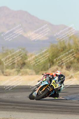 media/Nov-02-2025-CVMA (Sun) [[337aff29ab]]/Race 17-Amateur Supersport Middleweight/